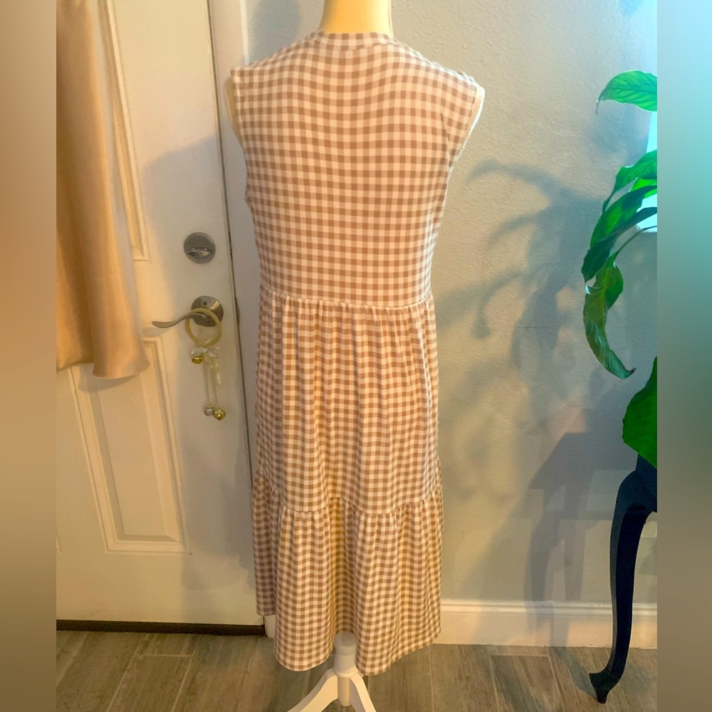 Sleeveless Gingham Dress in Brown and White - Picture 3 of 3